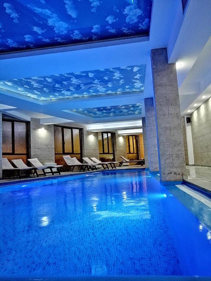 Kophill L36 Milmari Apartment โคเปานิก ภายนอก รูปภาพ