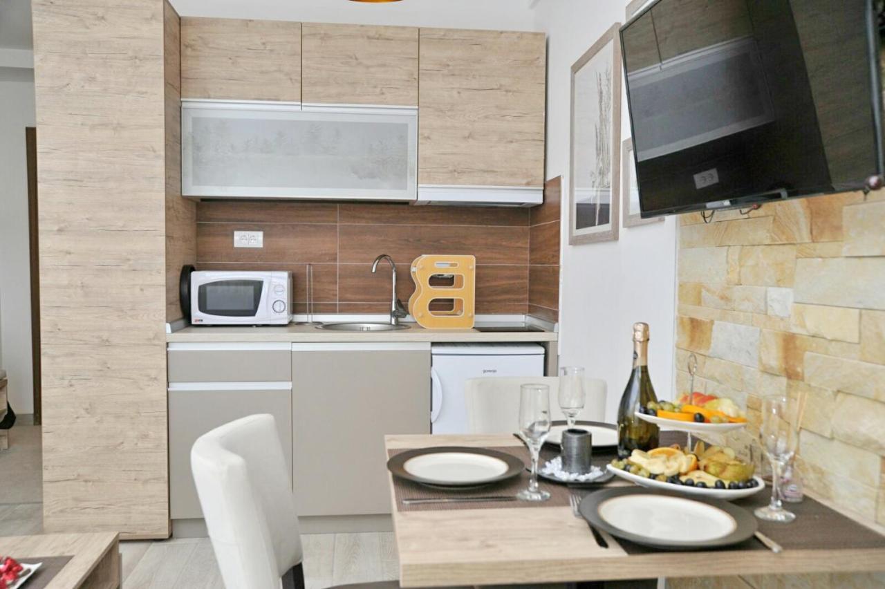 Kophill L36 Milmari Apartment โคเปานิก ภายนอก รูปภาพ
