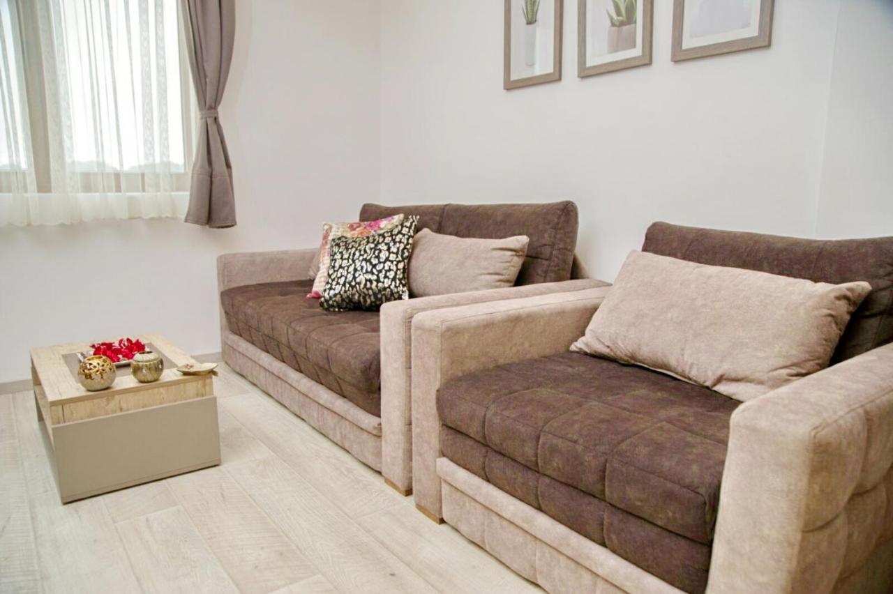 Kophill L36 Milmari Apartment โคเปานิก ภายนอก รูปภาพ
