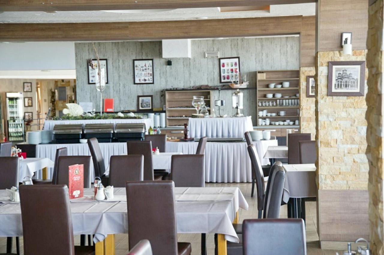 Kophill L36 Milmari Apartment โคเปานิก ภายนอก รูปภาพ